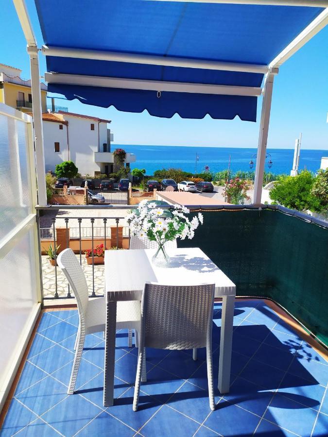 Hotel La Terrazza Sul Mare Marina di Camerota Exterior foto